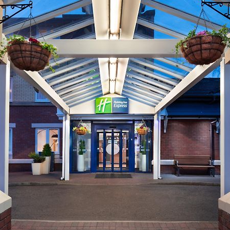 Holiday Inn Express Strathclyde Park M74, Jct 5, An Ihg Hotel Motherwell Εξωτερικό φωτογραφία