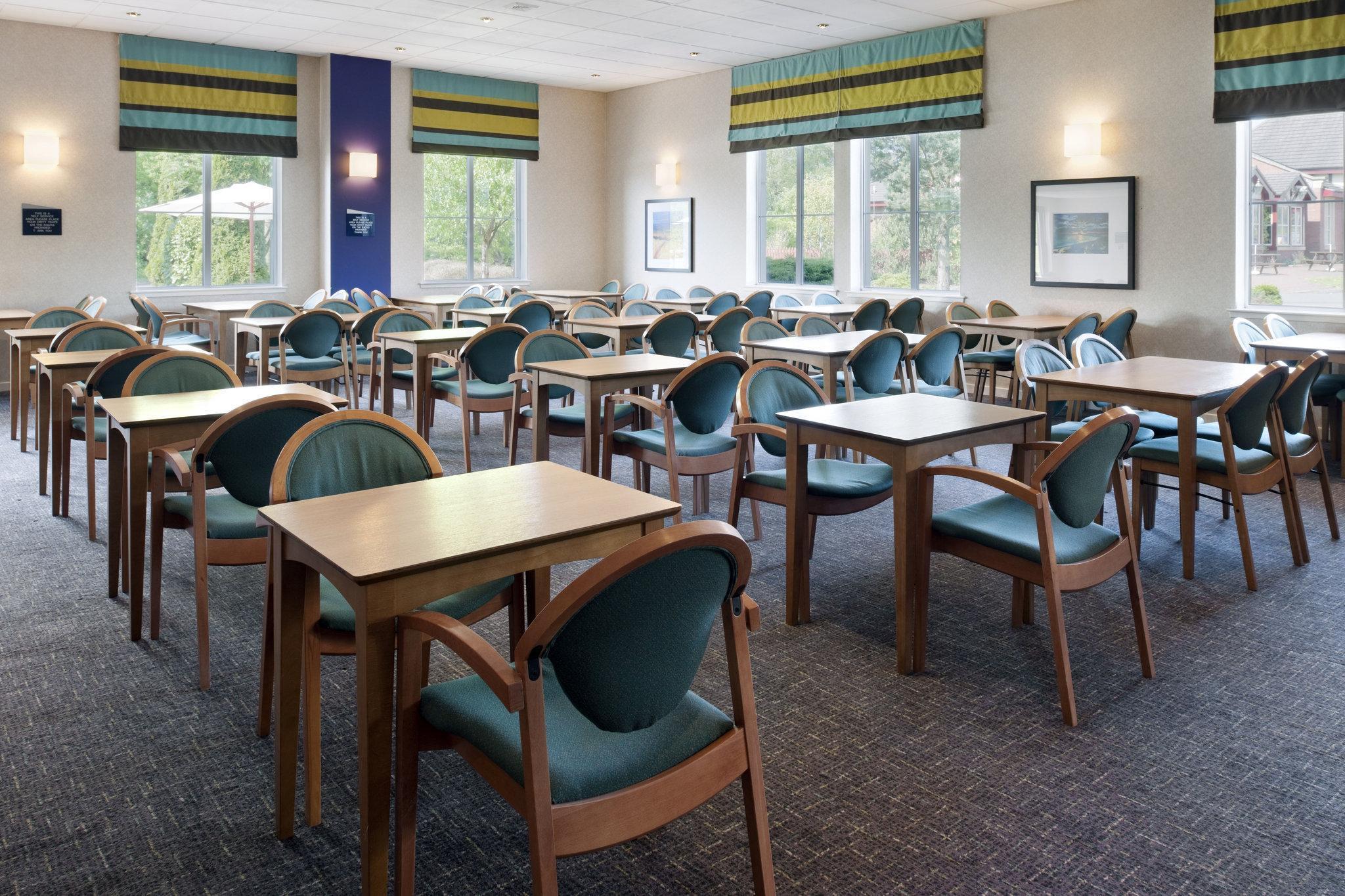 Holiday Inn Express Strathclyde Park M74, Jct 5, An Ihg Hotel Motherwell Εξωτερικό φωτογραφία