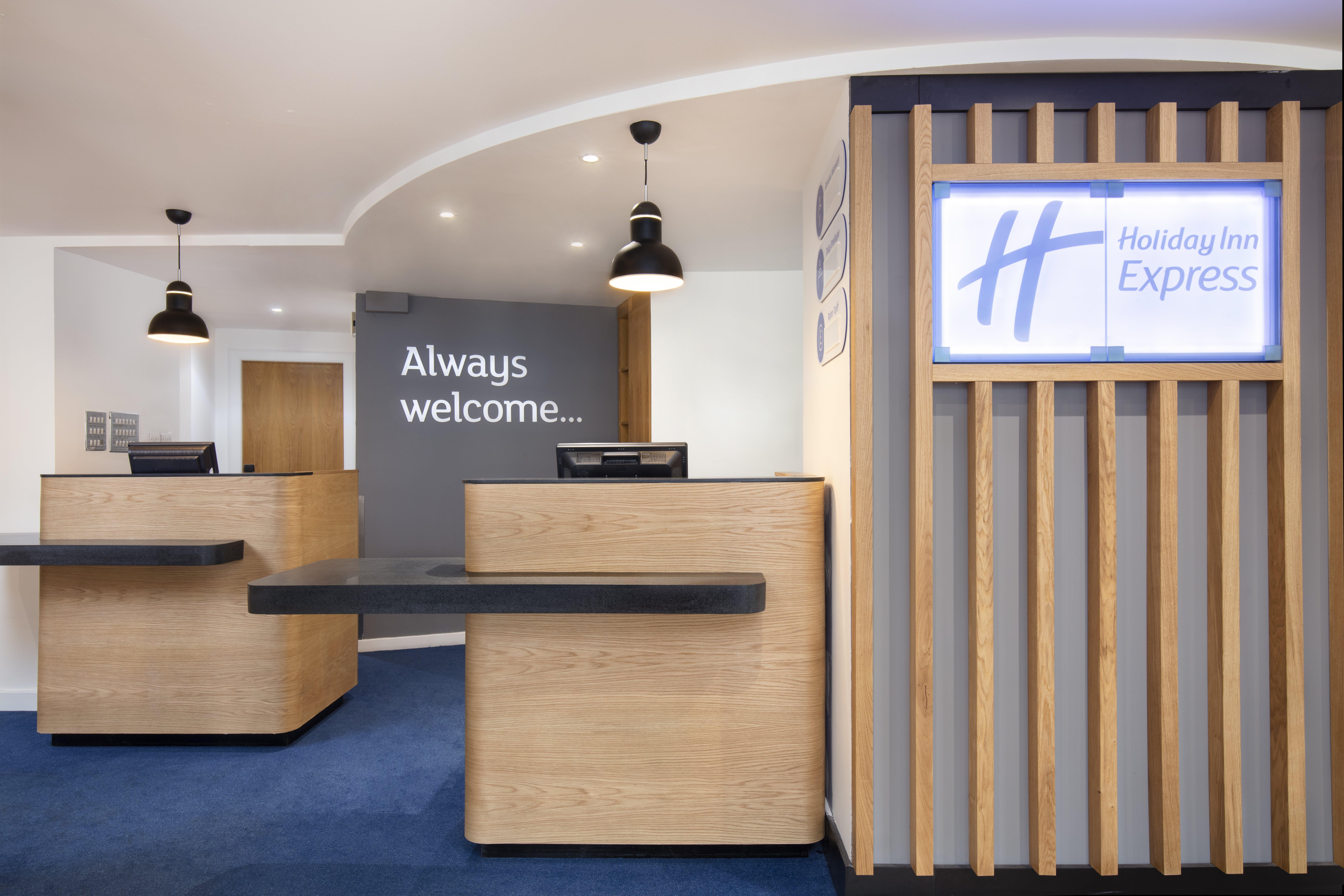 Holiday Inn Express Strathclyde Park M74, Jct 5, An Ihg Hotel Motherwell Εξωτερικό φωτογραφία